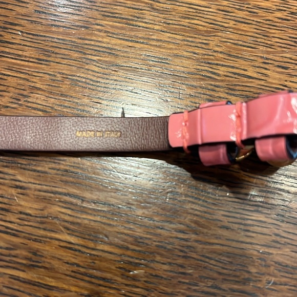 Alexander McQueen pink crocodile wrap bracelets. - Picture 6 of 10